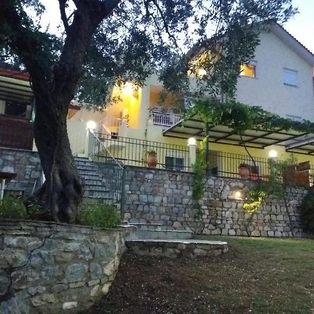Nestor Apartments Chrysi Ammoudia Bagian luar foto
