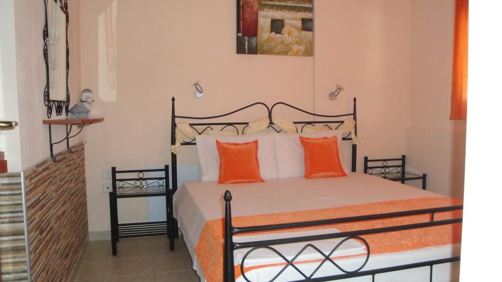 Nestor Apartments Chrysi Ammoudia Bagian luar foto